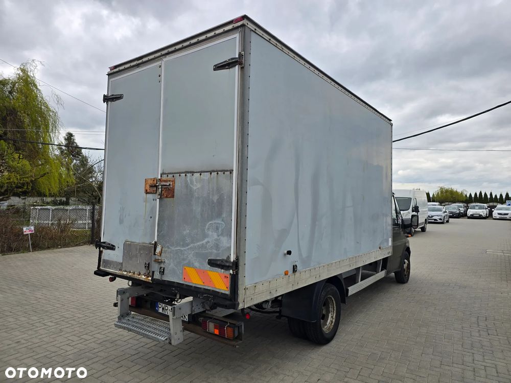 Ford Transit - 4
