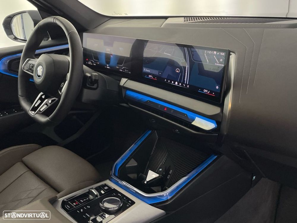 BMW X3 30 e xDrive Pack M Desportivo - 23