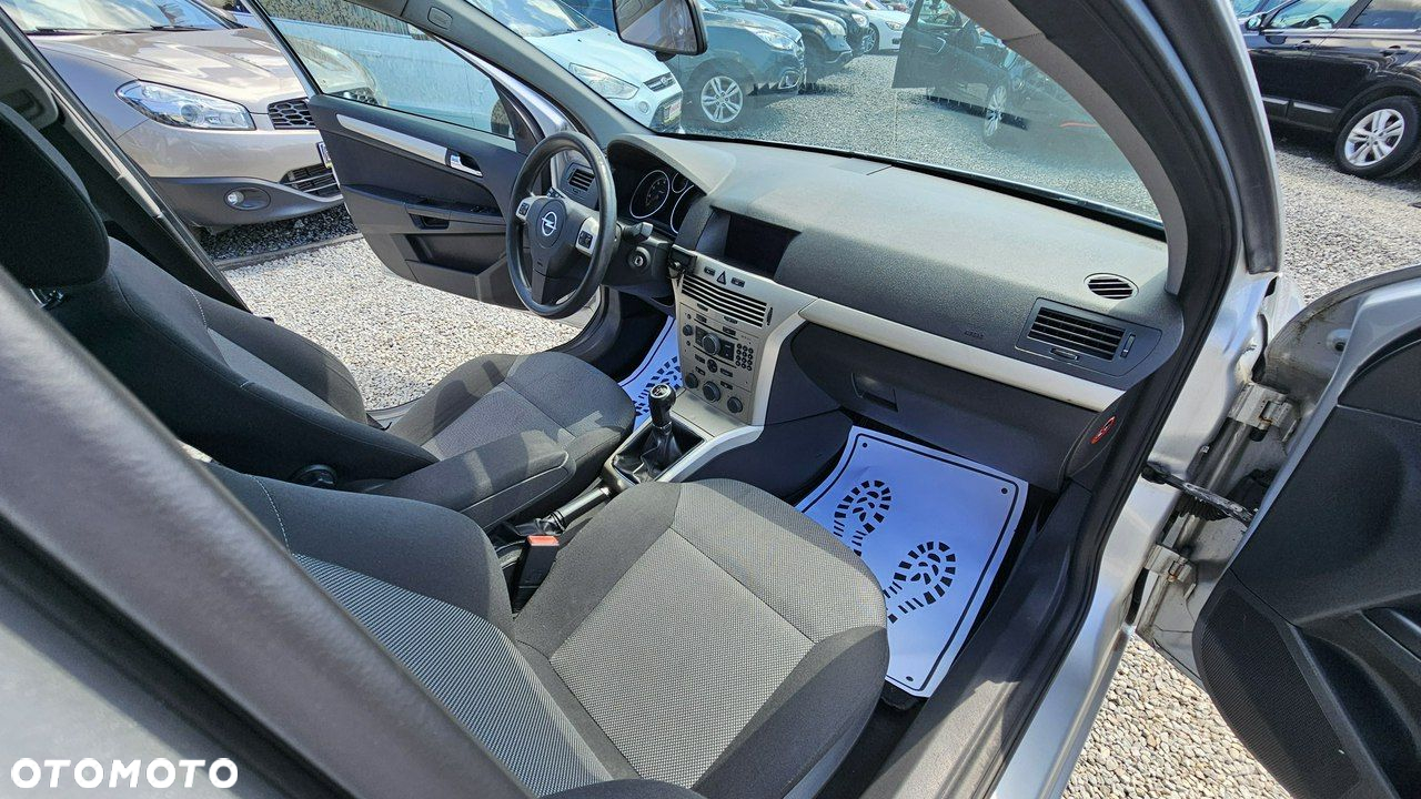 Opel Astra - 22