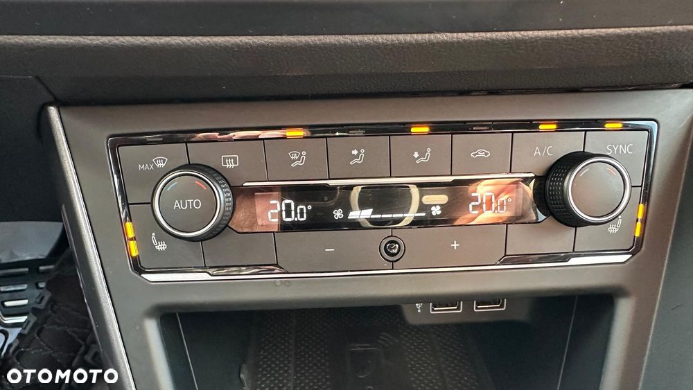 Volkswagen Polo 2.0 TSI OPF DSG GTI - 12