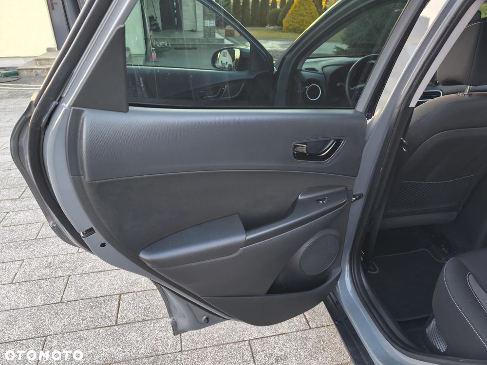 Hyundai Kona 1.6 GDI DCT Premium - 12