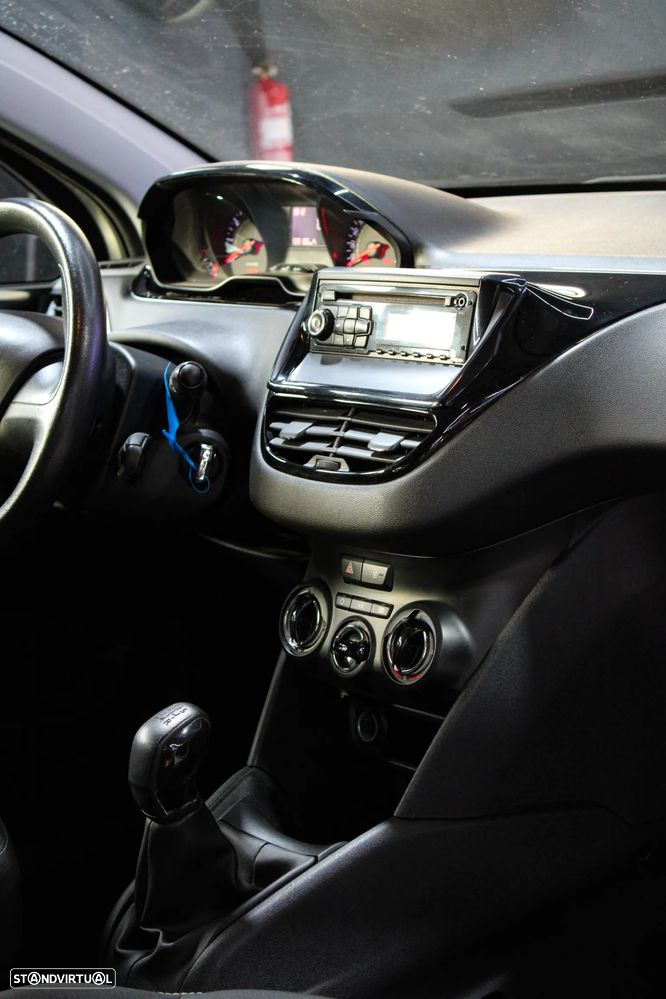 Peugeot 208 1.2 VTi Active - 32