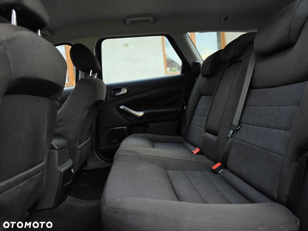 Ford Mondeo - 20