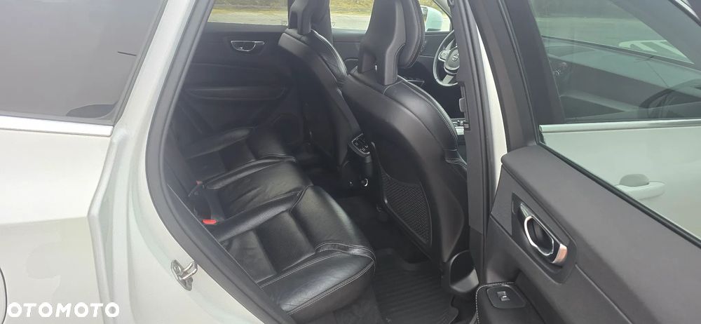 Volvo XC 60 D4 Inscription - 8