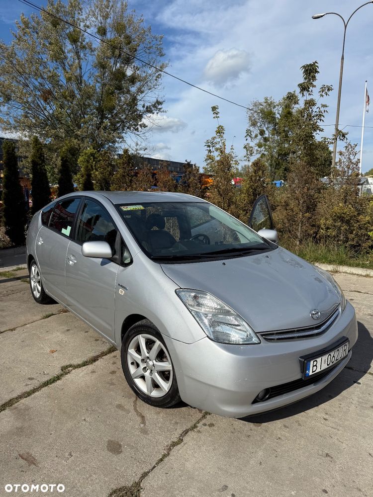 Toyota Prius - 2
