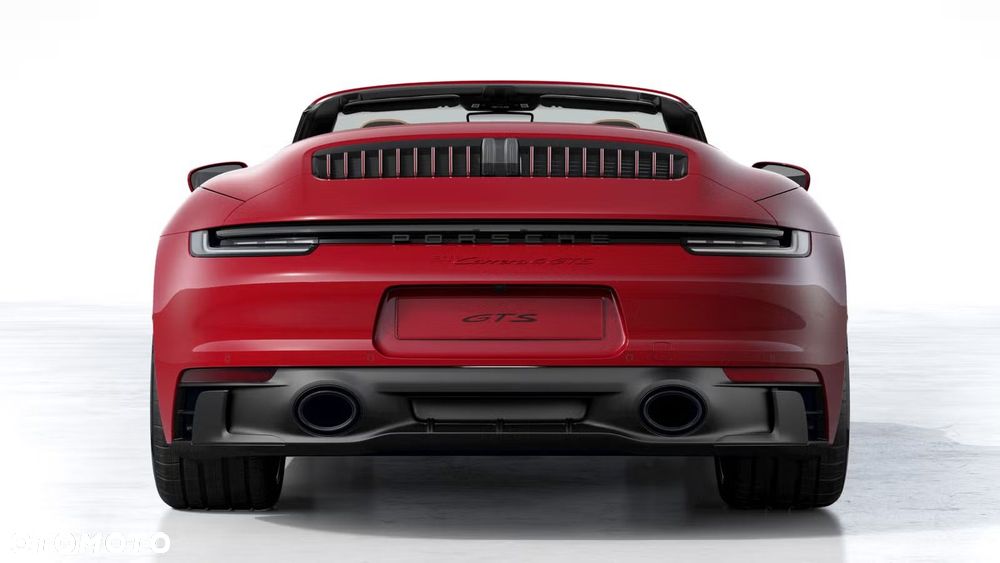 Porsche 911 Carrera 4 GTS - 6