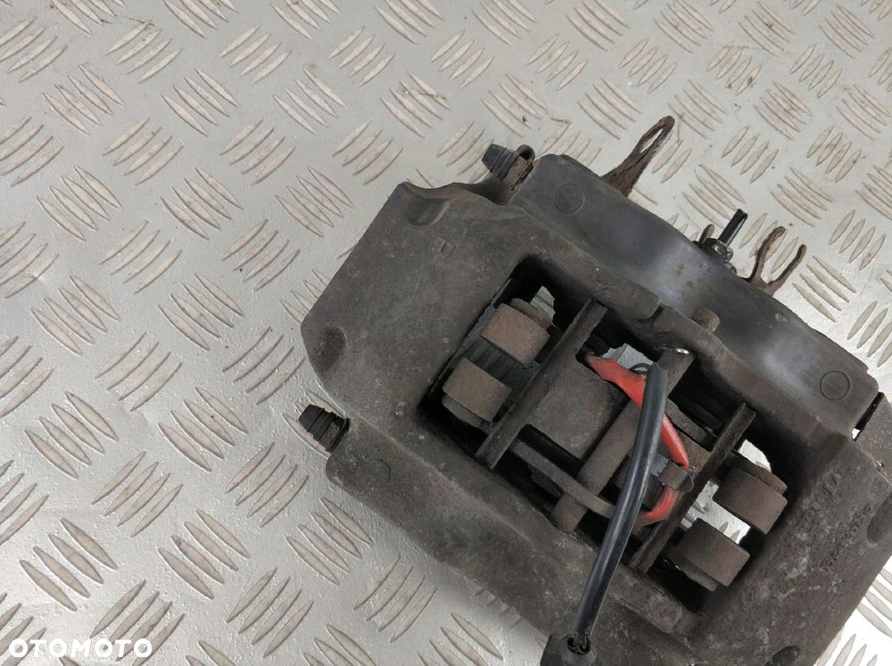 zacisk hamulcowy prawy tył tylny VW TOUAREG 7L 7L6 - 3