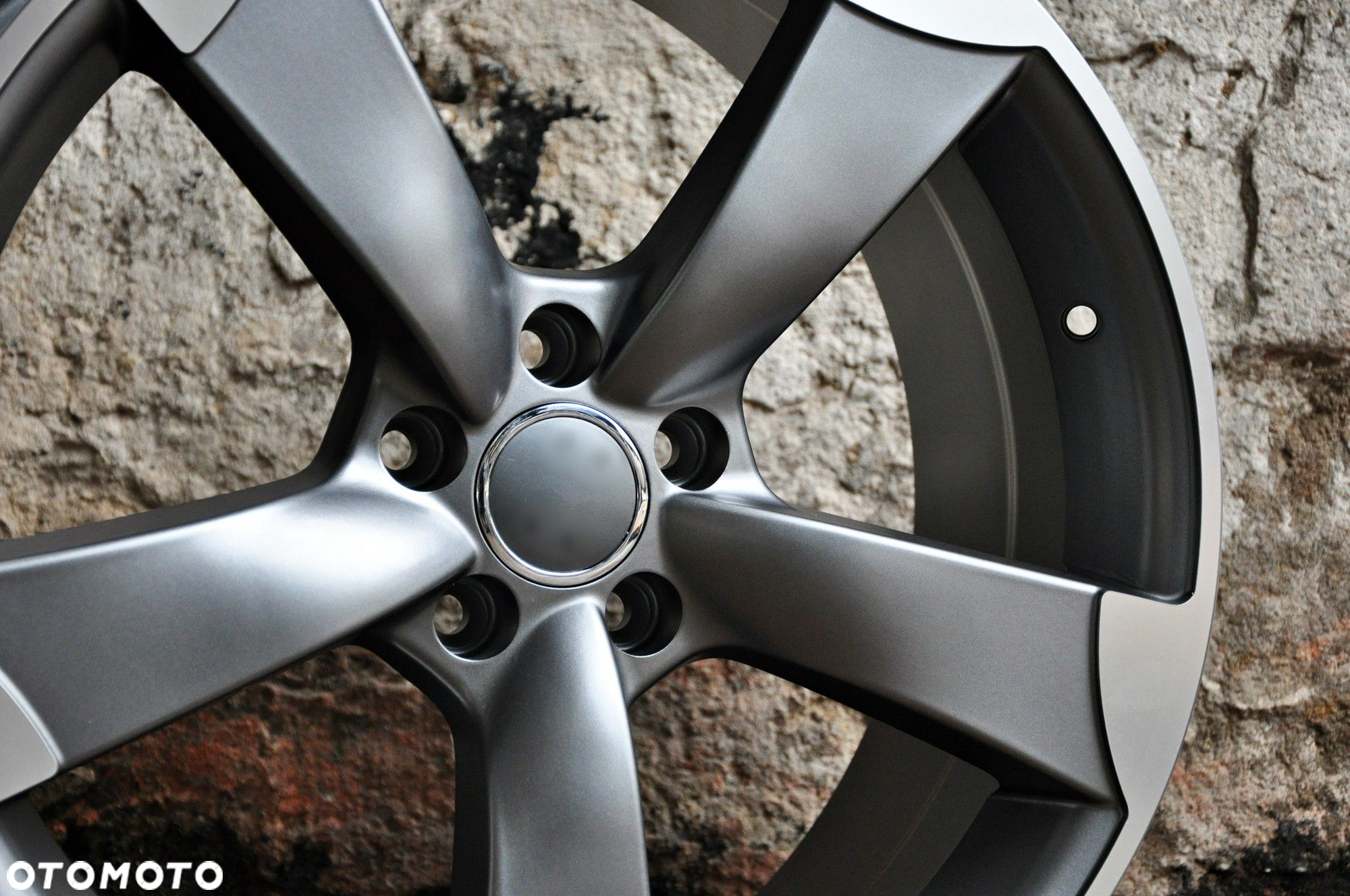 217 MGM ET45 FELGI 19 5x112 DO AUDI A3 A4 B8 B9 Q3 8j - 9