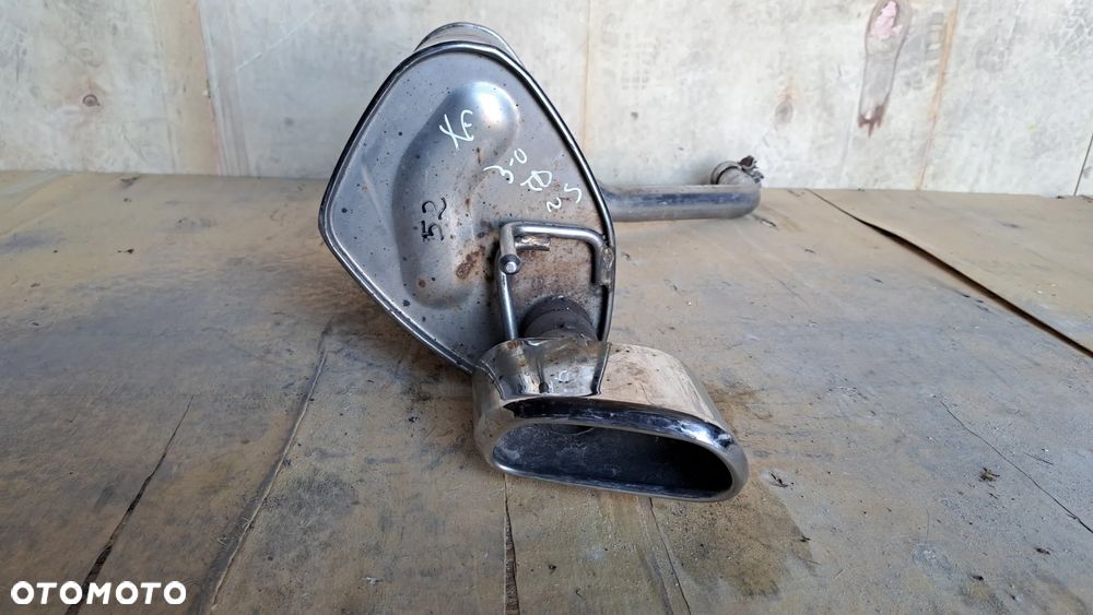 Jaguar XF 250 9X23 tlumik uklad wydechowy wydech koncowka tlumika Lewa Lewy - 2