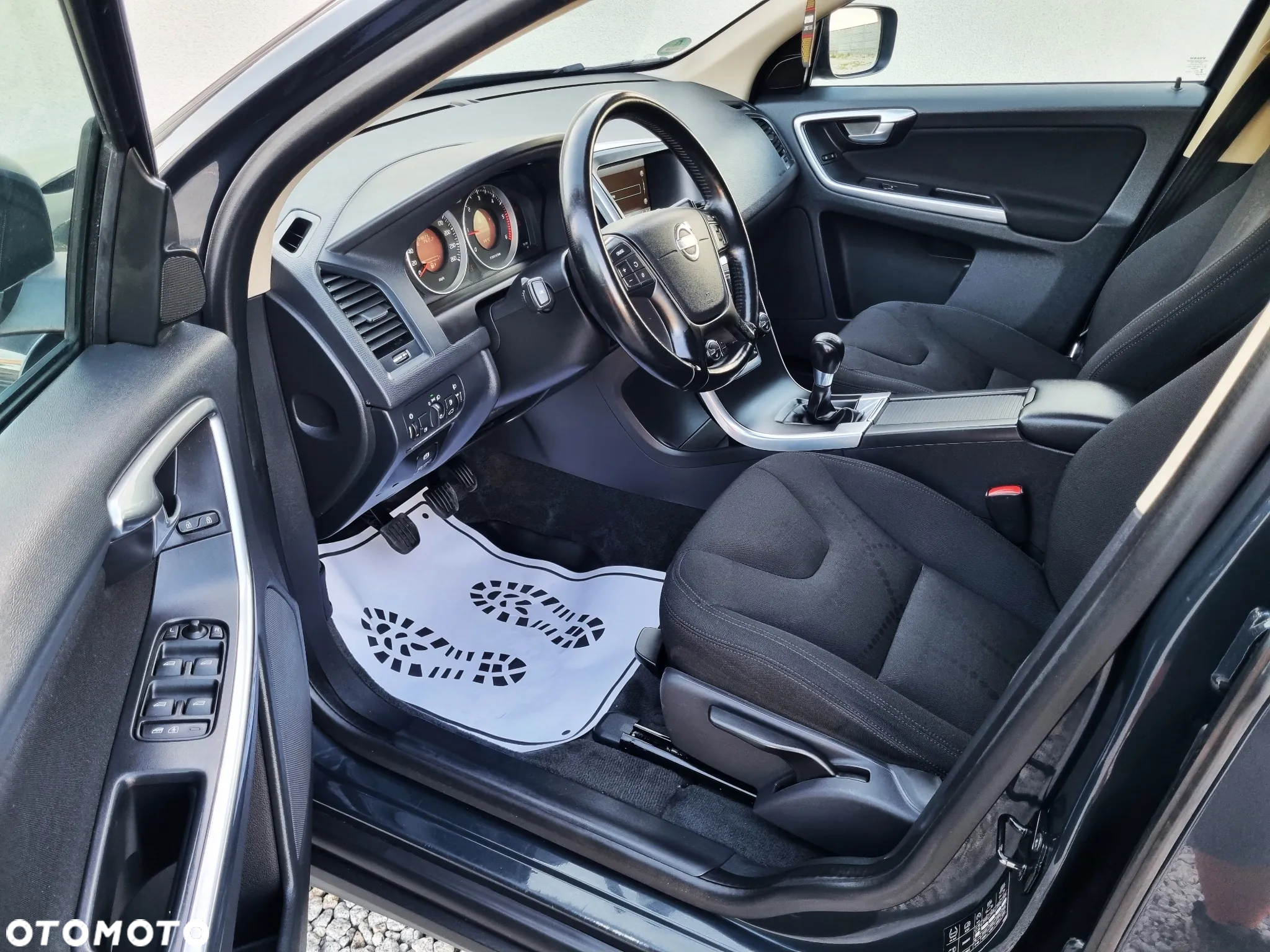 Volvo XC 60 D3 Kinetic - 9