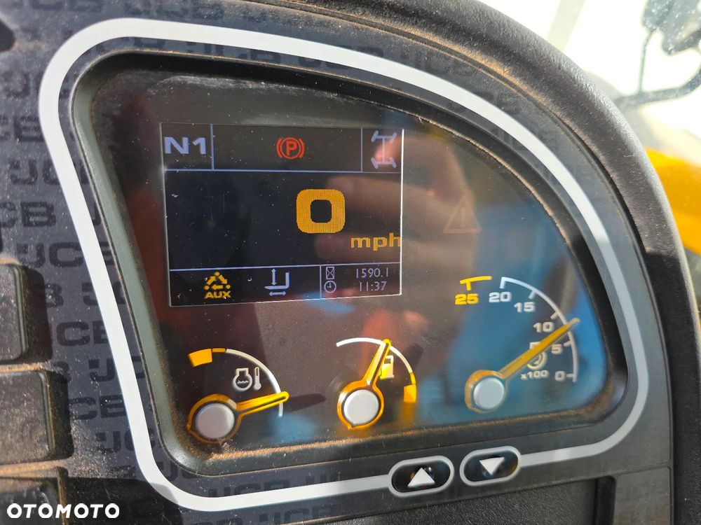 JCB 535-95 jak MT933 BC54 - 10