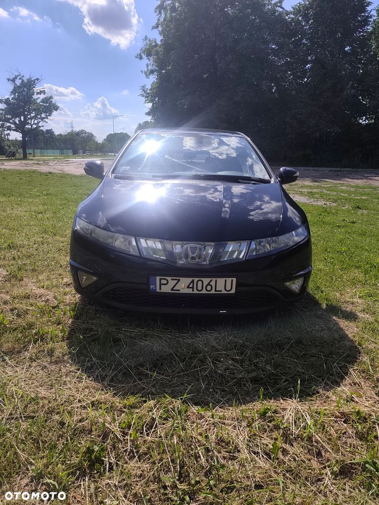 Honda Civic 1.8 Executive - 4