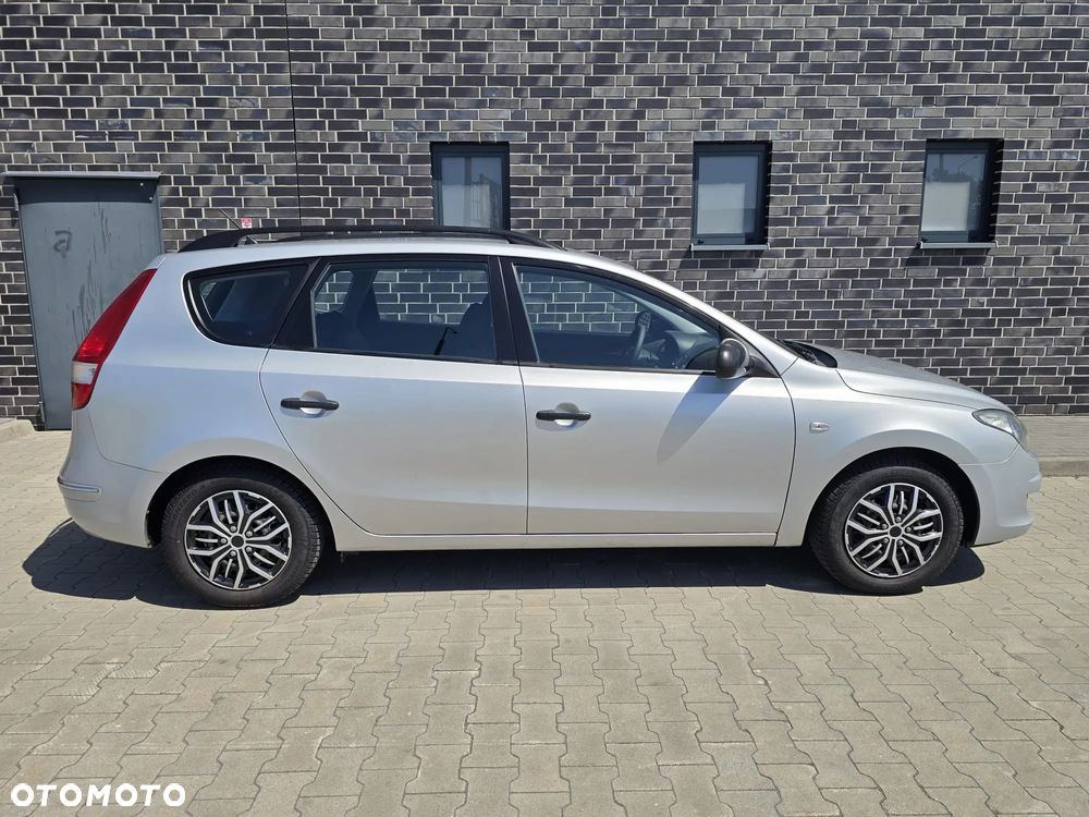Hyundai i30 i30cw 1.4 Edition Plus - 7