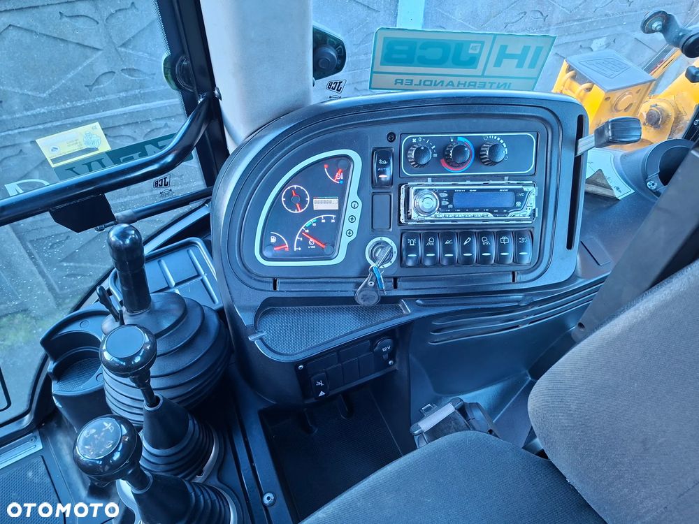 JCB 3 CX - 26