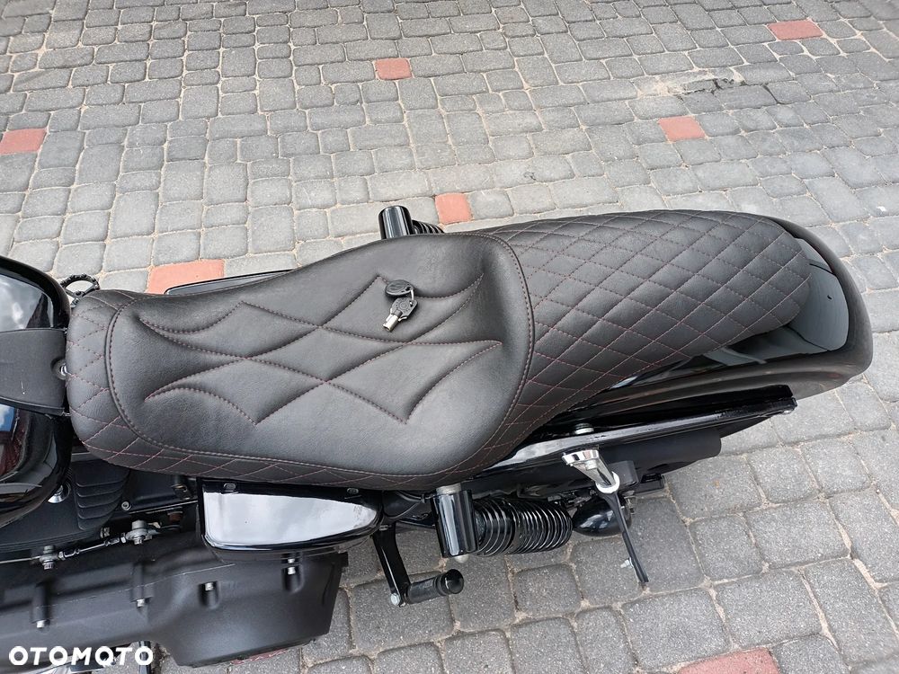 Harley-Davidson Dyna Street Bob - 8