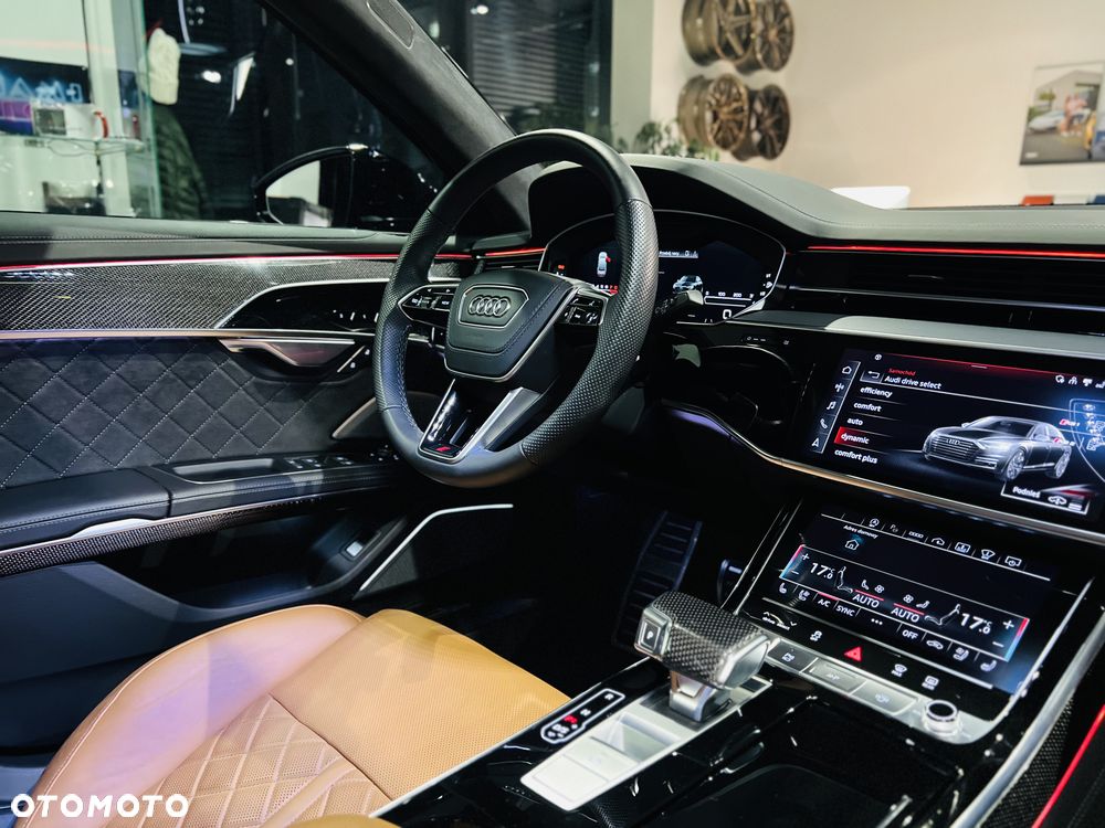 Audi S8 TFSI quattro tiptronic - 33