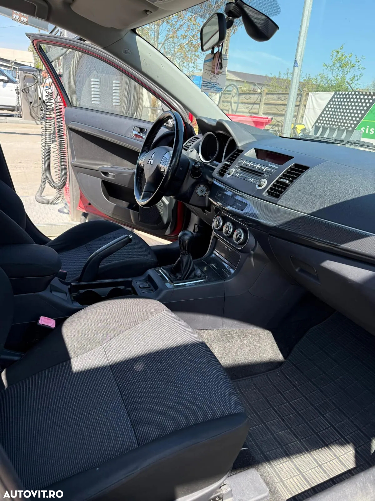 Mitsubishi Lancer 1.8 Intense - 10