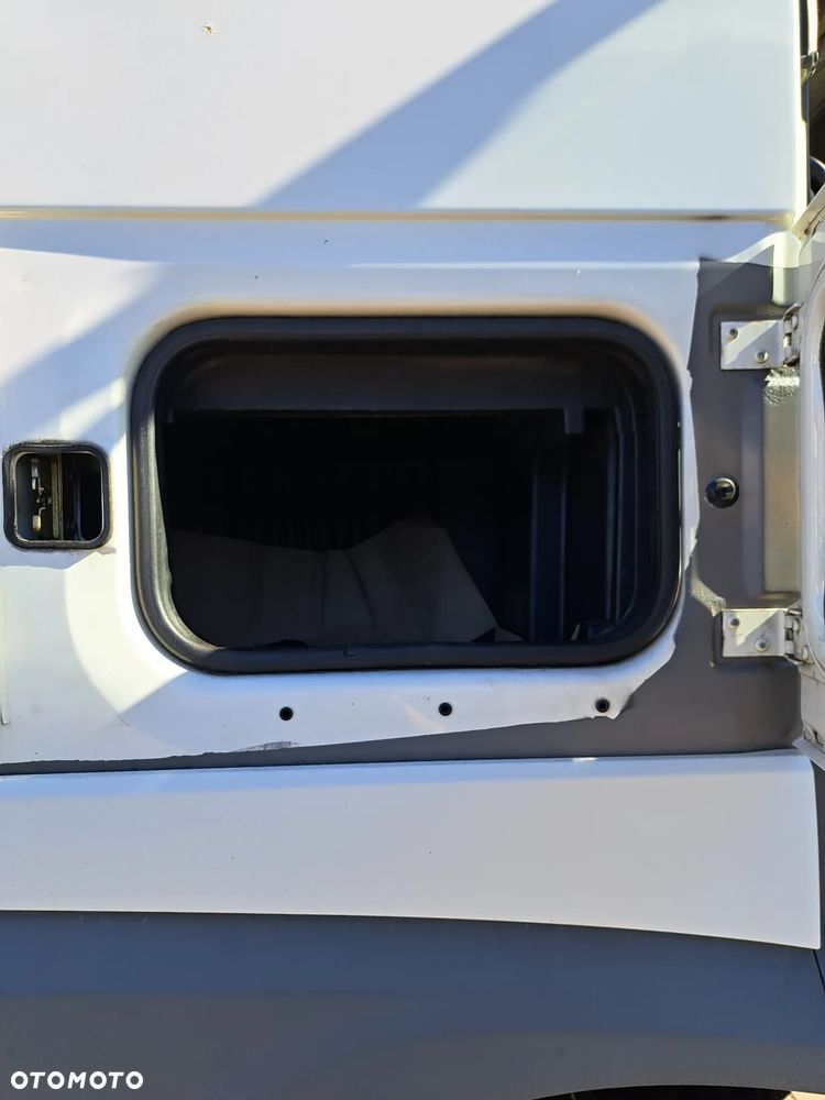 DAF xf 106 - 13