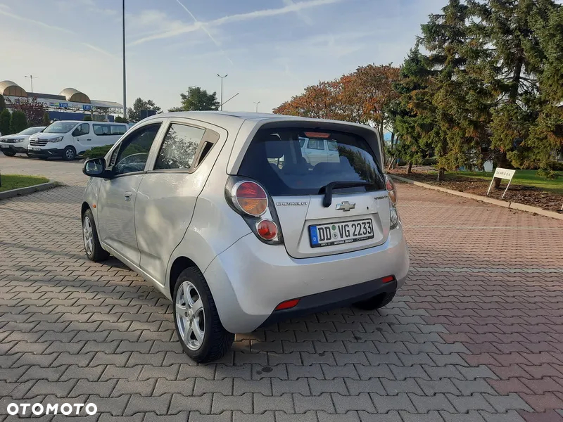 Chevrolet Spark - 12