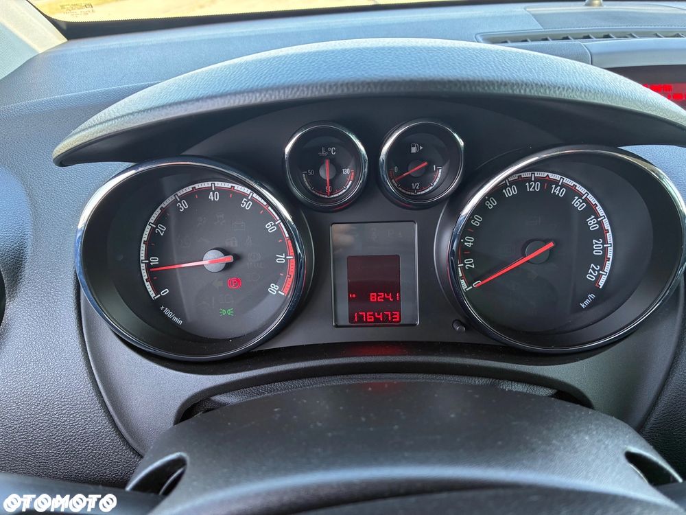 Opel Meriva - 8