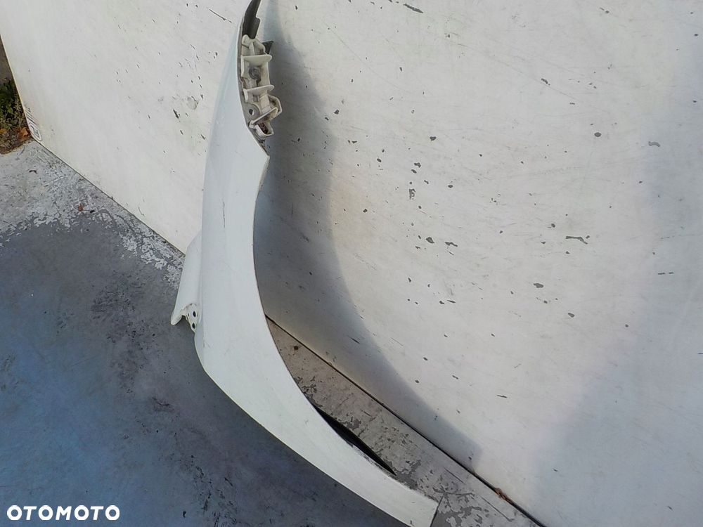 28 RENAULT MEGANE III BŁOTNIK PRAWY PRZÓD PRZEDNI - 5