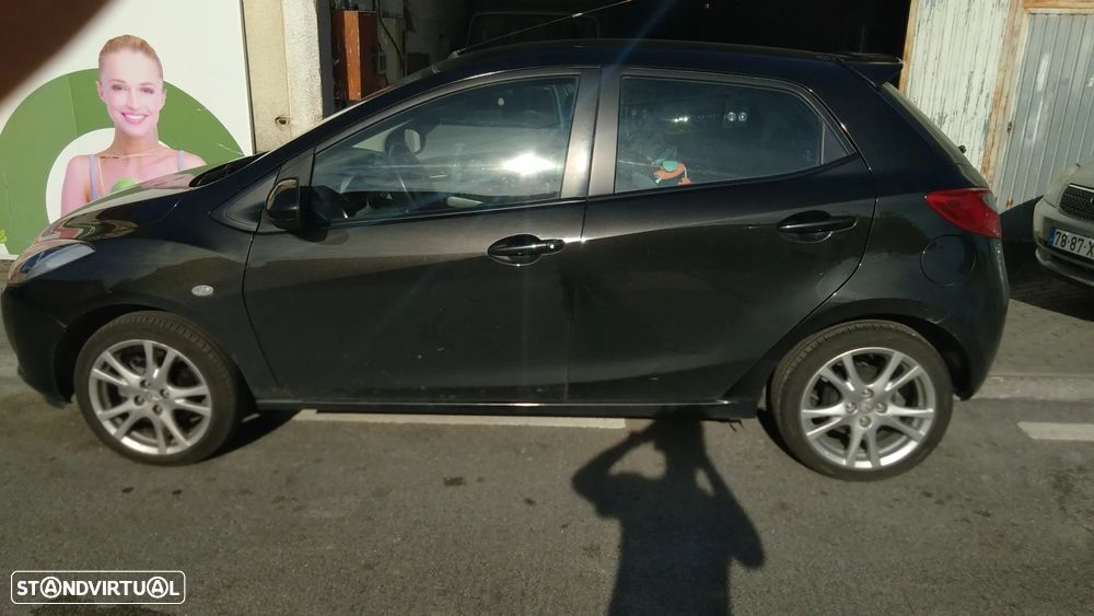 Mazda 2 1.3 MZR 90th Anniversary - 3