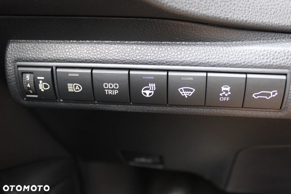 Toyota Corolla 1.8 Hybrid GR Sport - 25