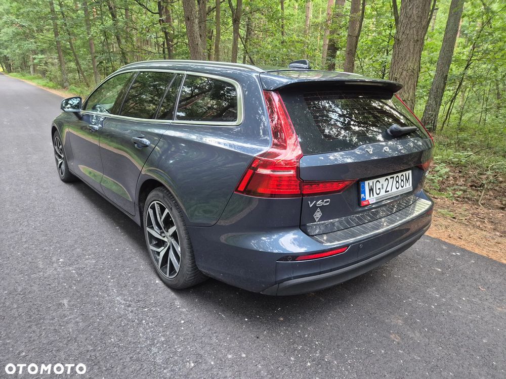 Volvo V60 D3 Momentum Pro - 4