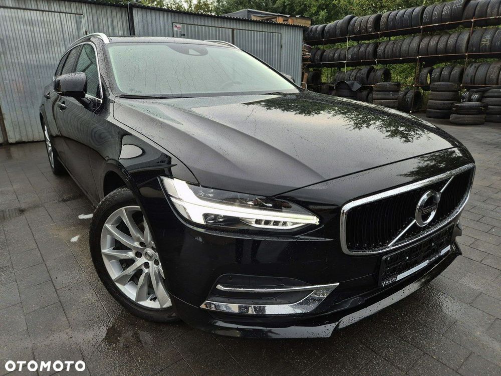 Volvo V90 D4 AWD Geartronic Momentum Pro - 2