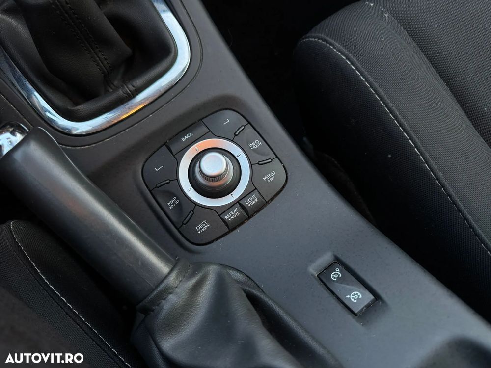 Renault Megane ENERGY dCi 110 GT LINE - 9