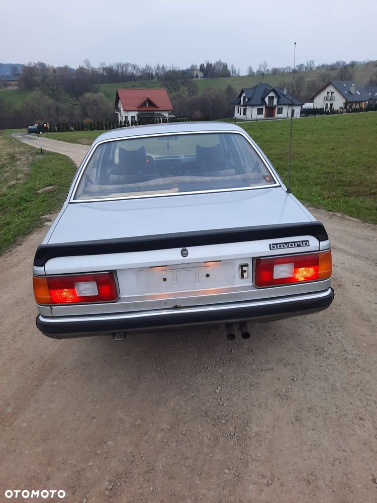BMW Seria 7 728 i - 10
