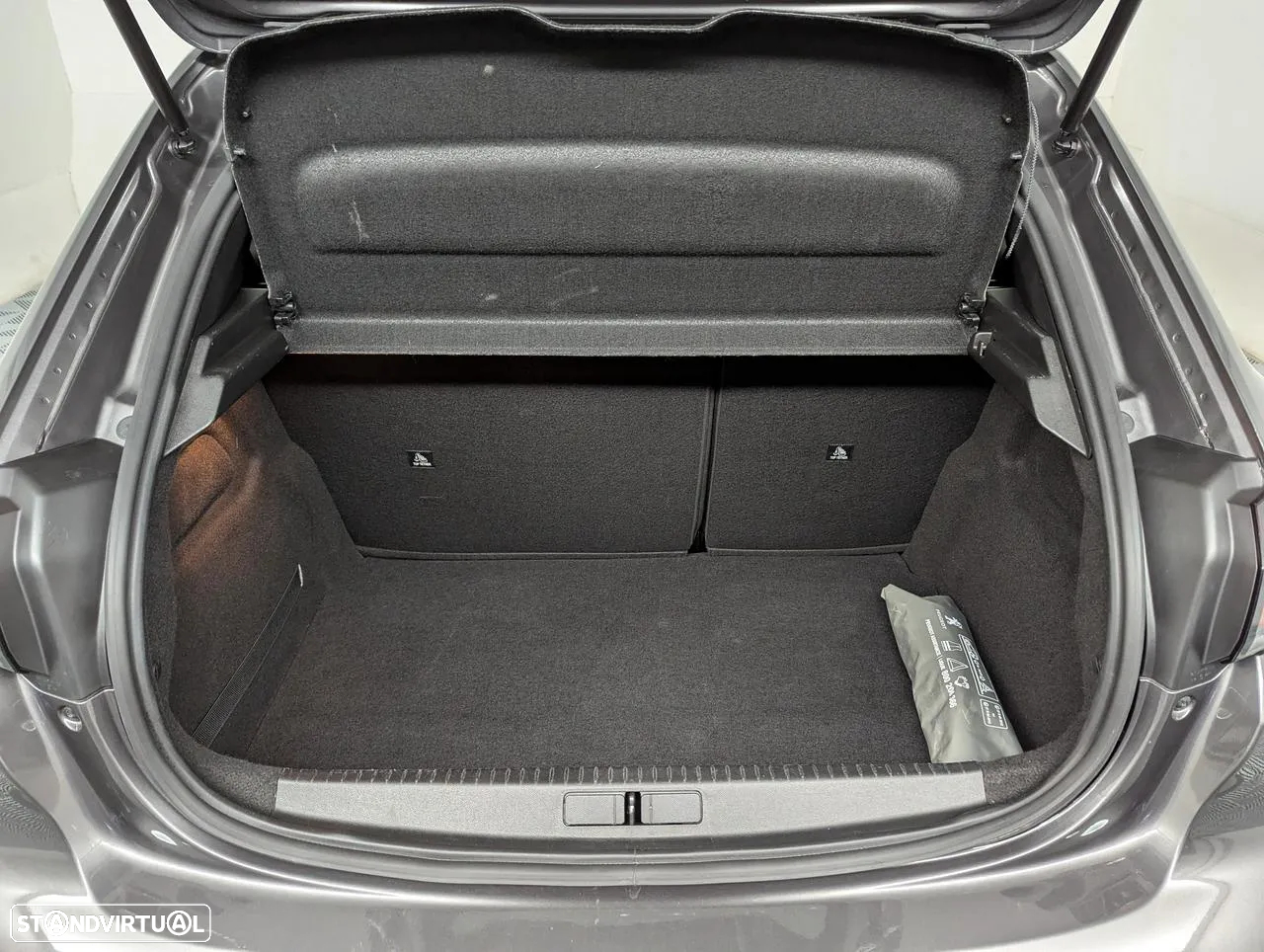 Peugeot 208 1.2 PureTech Active Pack - 12