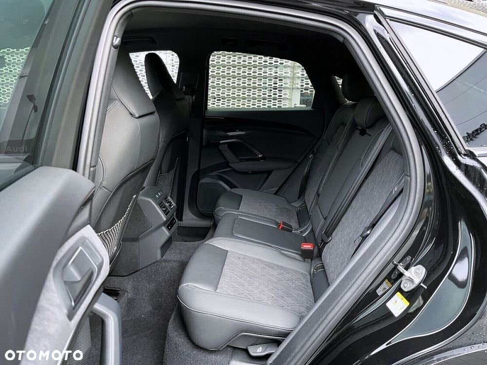 Audi Q5 Sportback - 27
