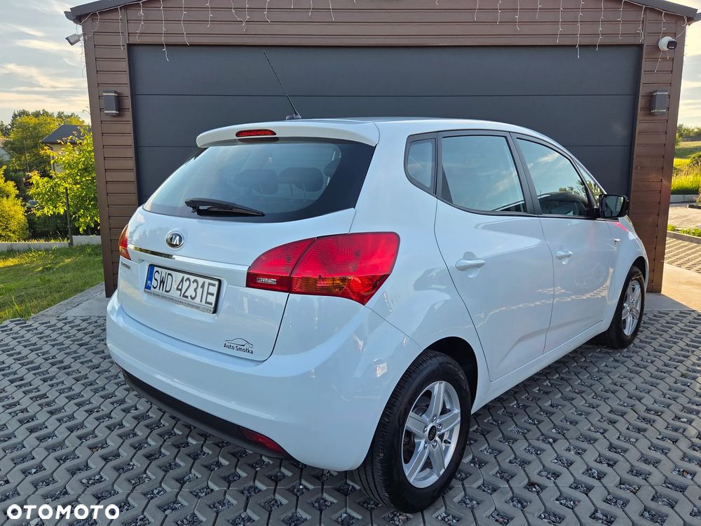 Kia Venga - 4