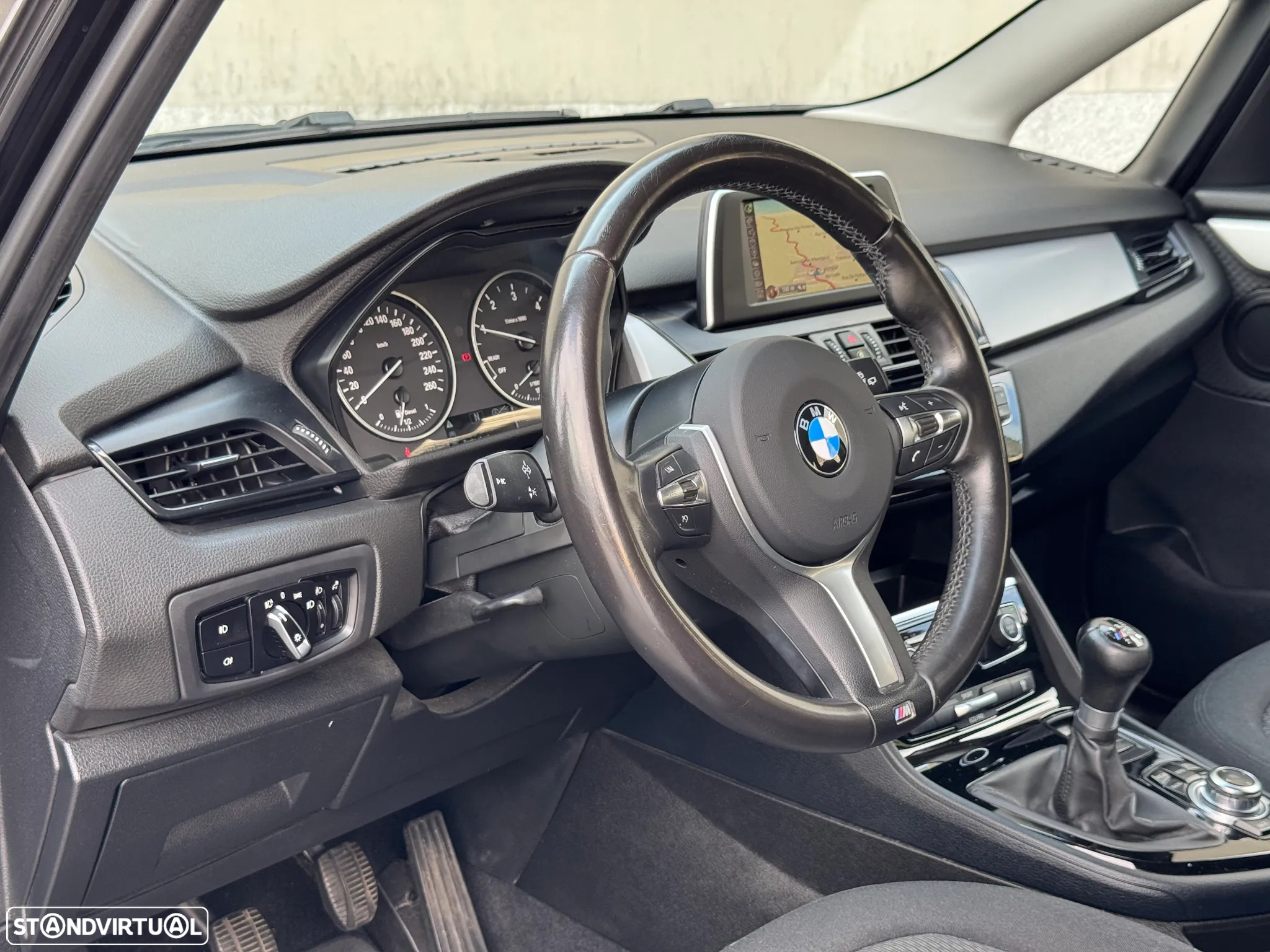 BMW 216 Active Tourer d M Sport - 8