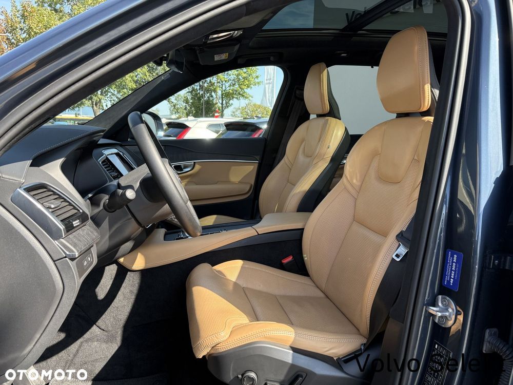 Volvo XC 90 - 11