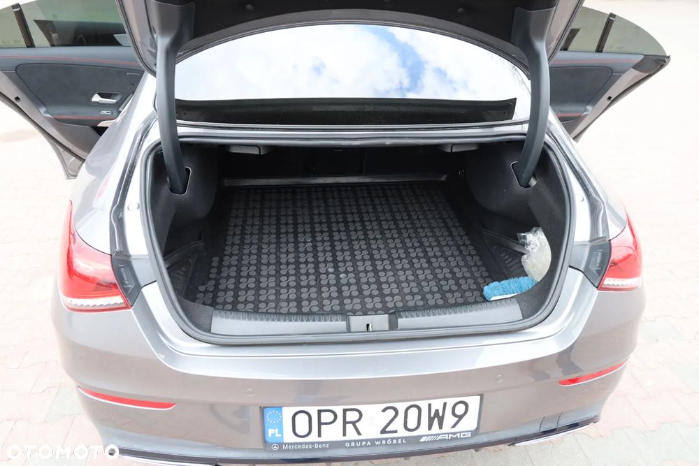 Mercedes-Benz CLA 220 4-Matic AMG Line 7G-DCT - 13
