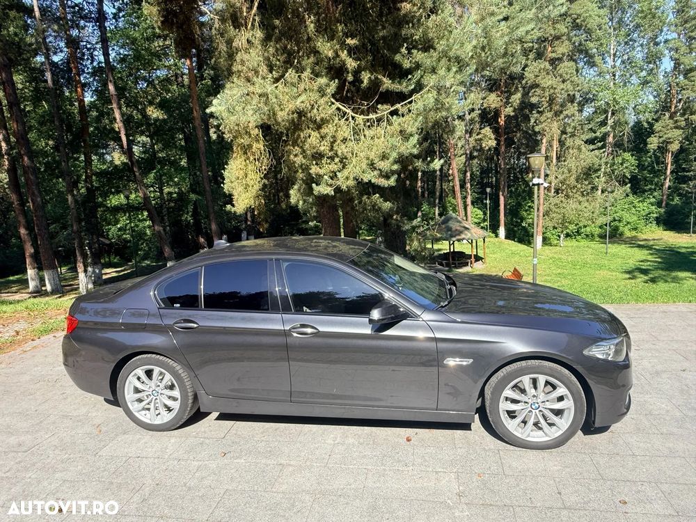 BMW Seria 5 520d xDrive Aut. Luxury Line - 10