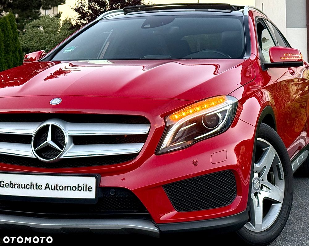 Mercedes-Benz GLA 200 AMG Line - 1
