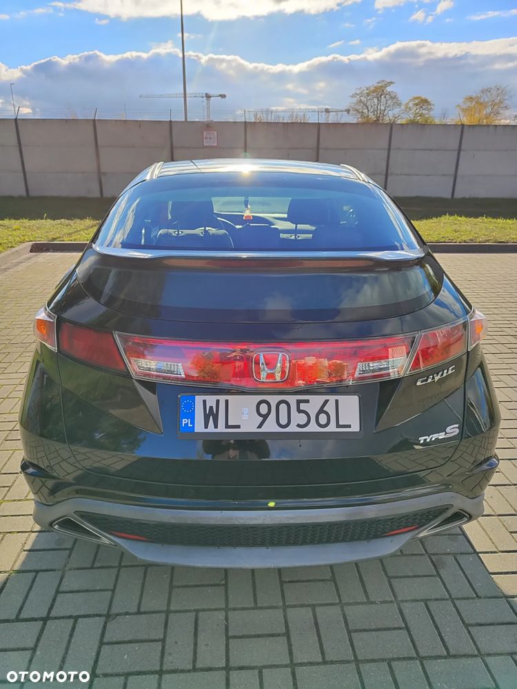 Honda Civic 1.8 LX Coupe - 4