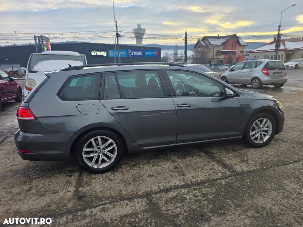 Volkswagen Golf 2.0 TDI (BlueMotion Technology) DSG Comfortline - 4