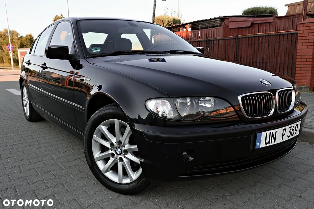 BMW Seria 3 318i - 10