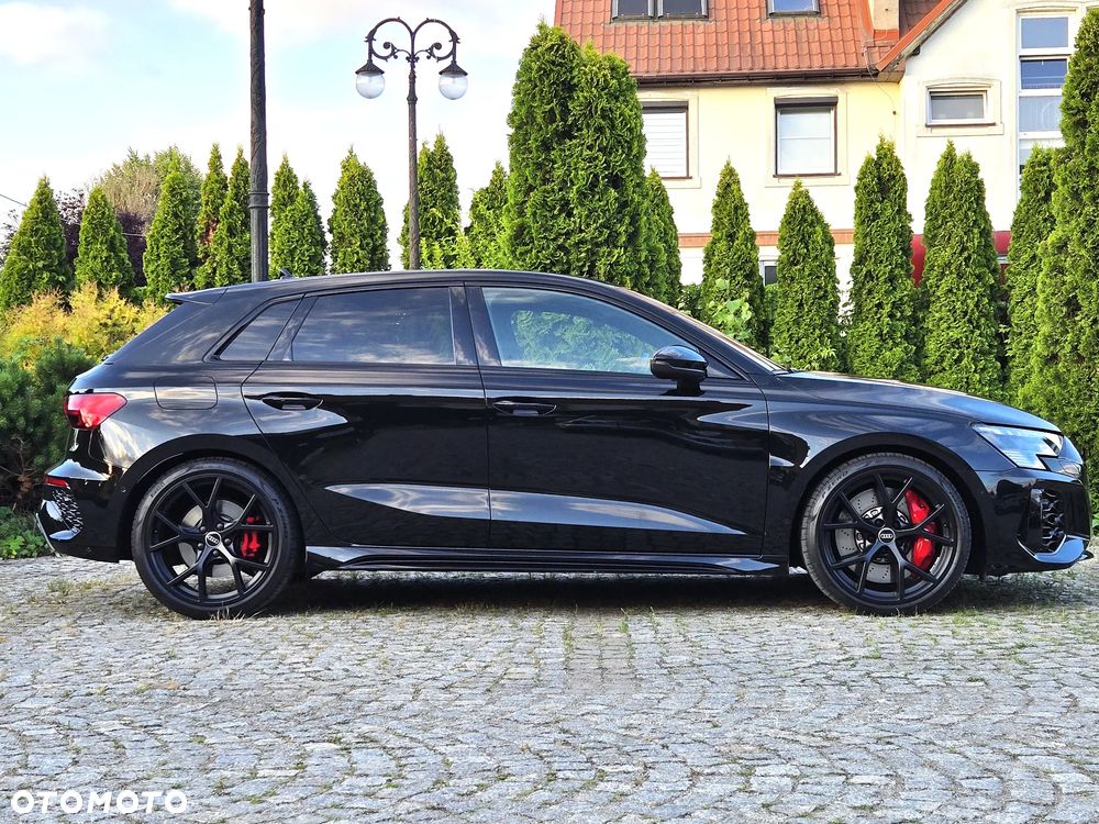 Audi RS3 Sportback TFSI Quattro S tronic - 4