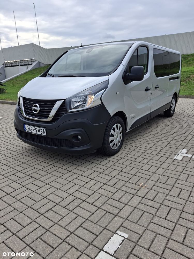 Nissan NV300 - 1