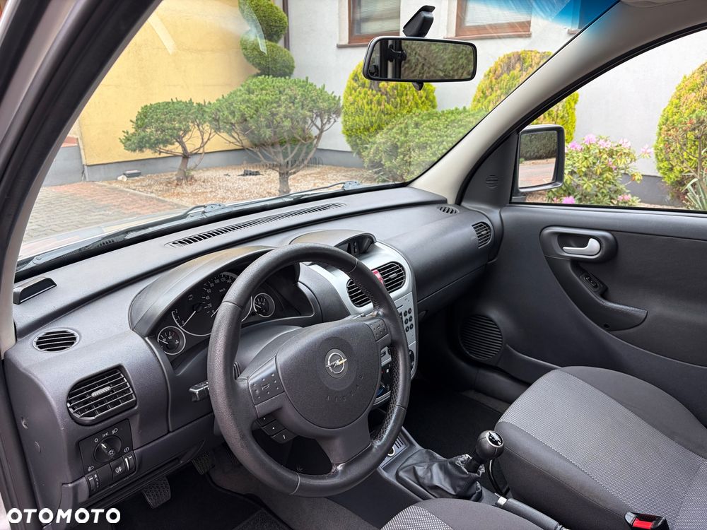 Opel Combo Tour Color Edition - 21