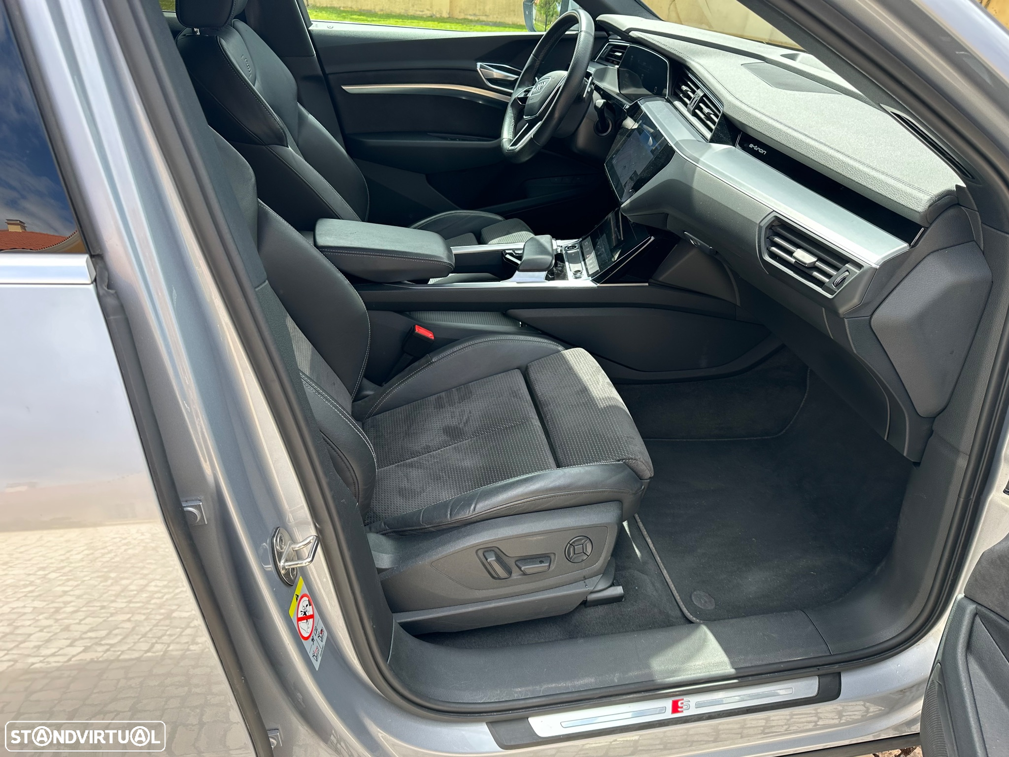 Audi e-tron Sportback 55 quattro S line - 59