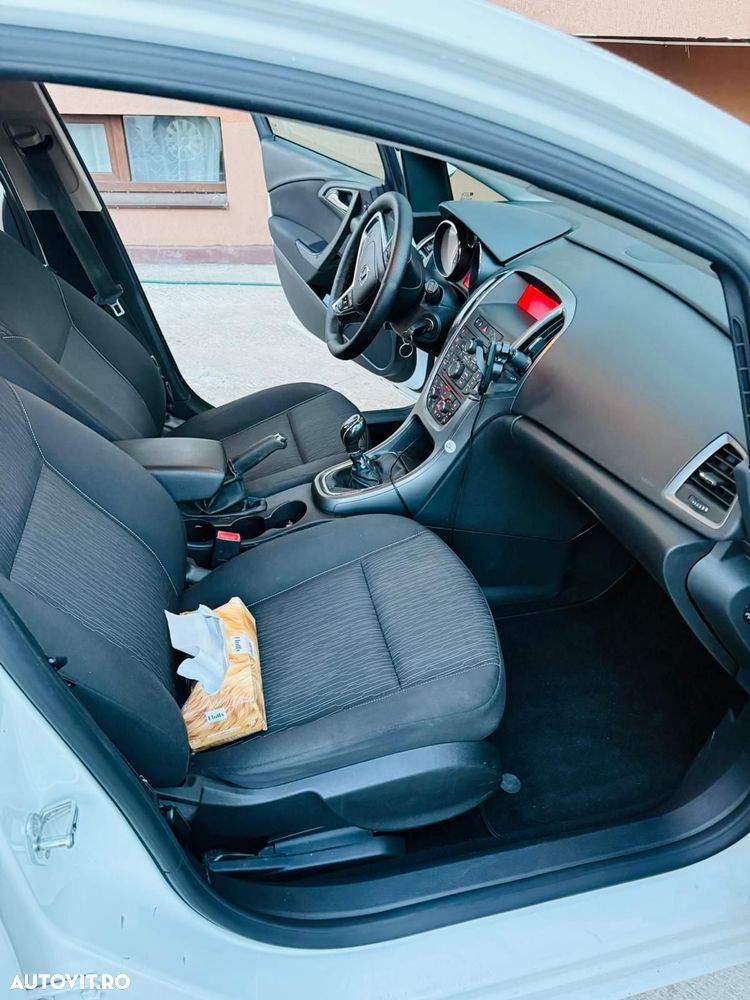 OPEL Astra 2015 — imagine 3