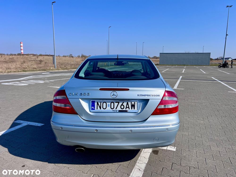 Mercedes-Benz CLK - 18