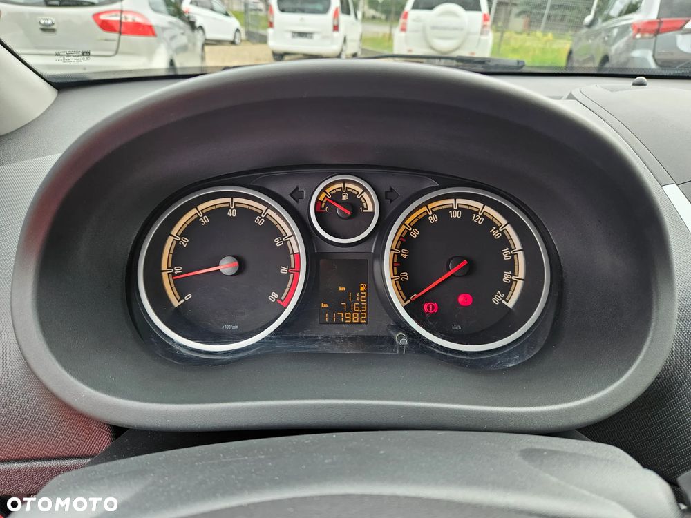 Opel Corsa - 21