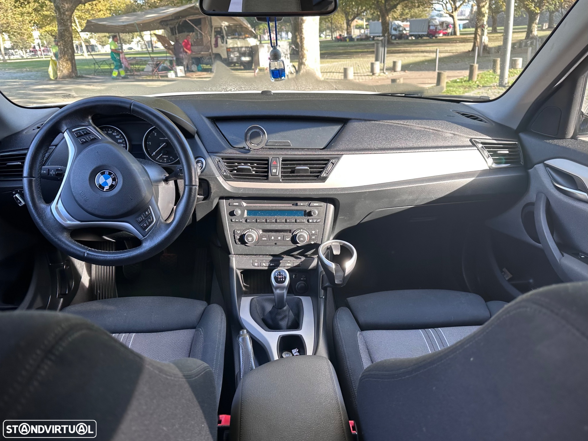 BMW X1 18 d sDrive - 5